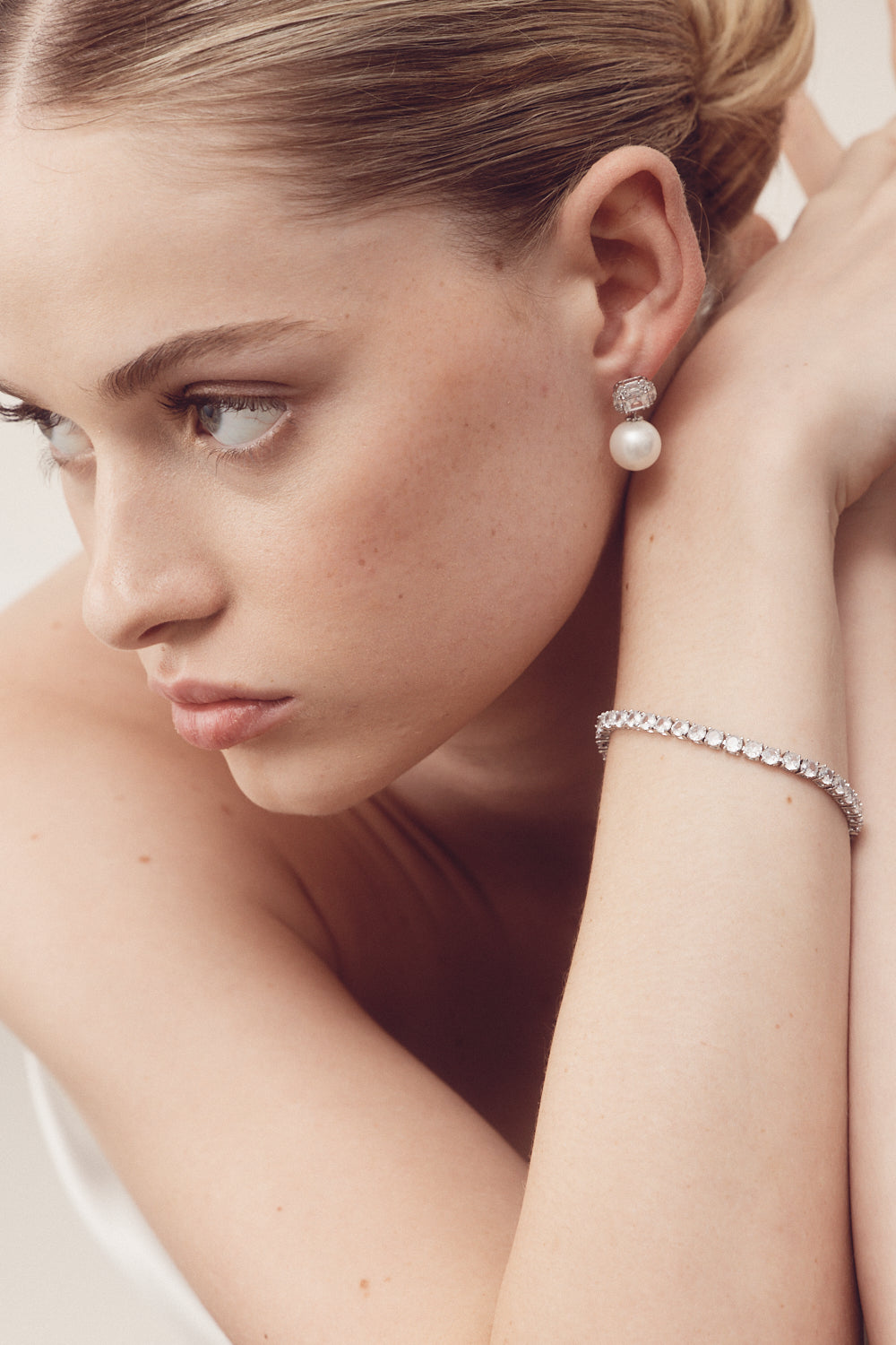 Buy Gianna - Crystal Pearl Bridal Drop Earrings online | The White Collection Australia