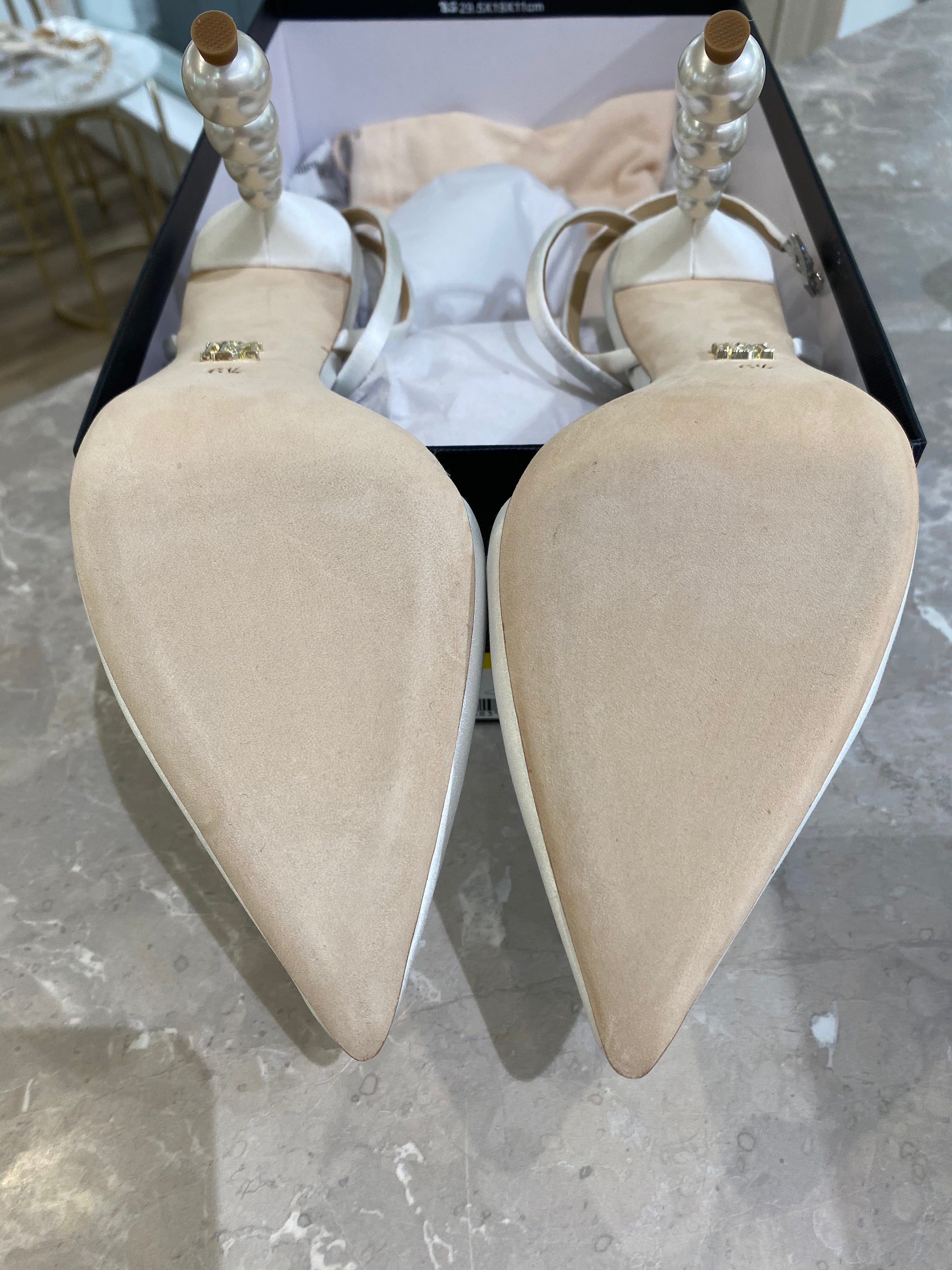 SAMPLE - Indie White - Size 6.5