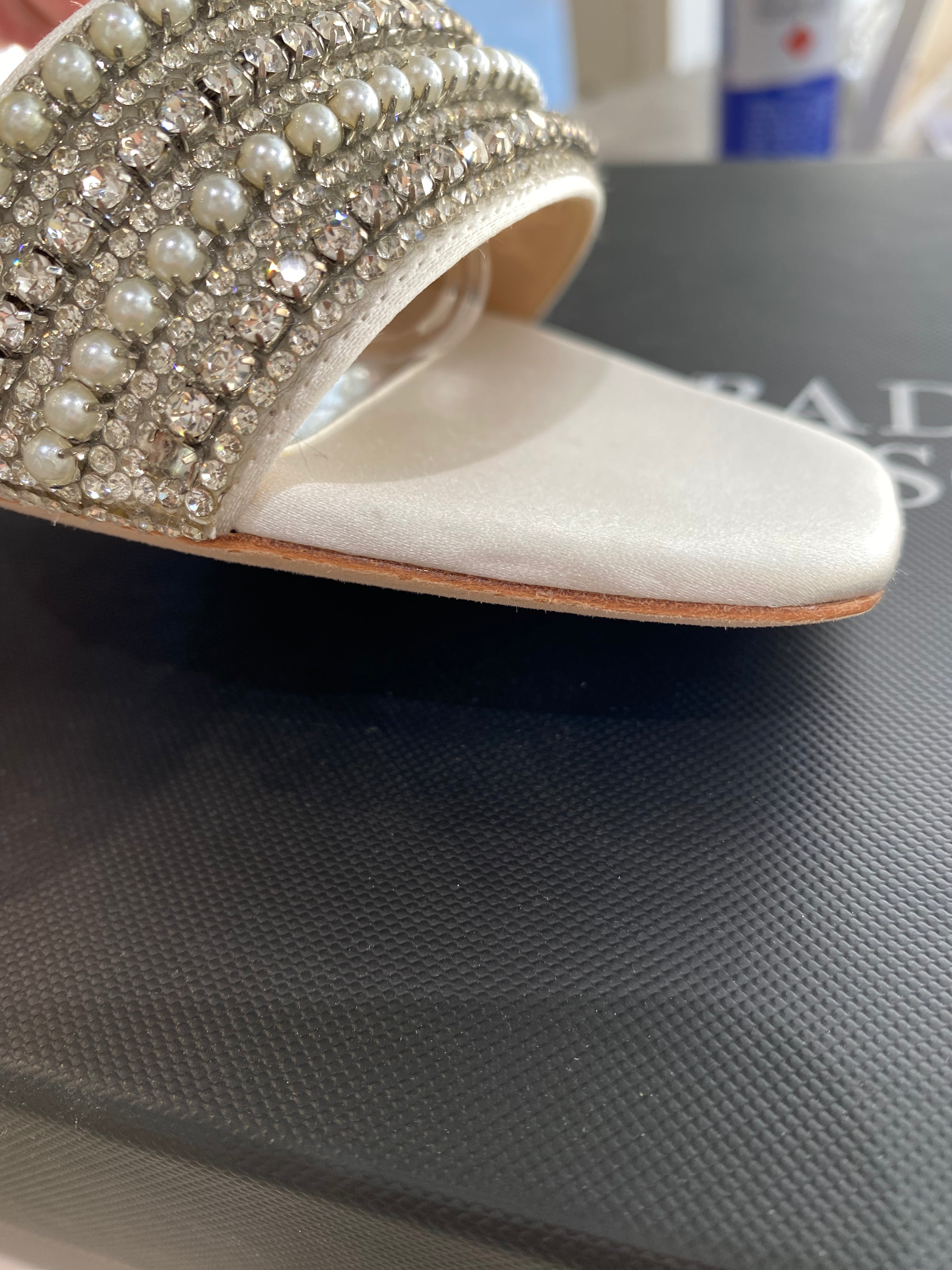 SAMPLE - Kari White - Size 9