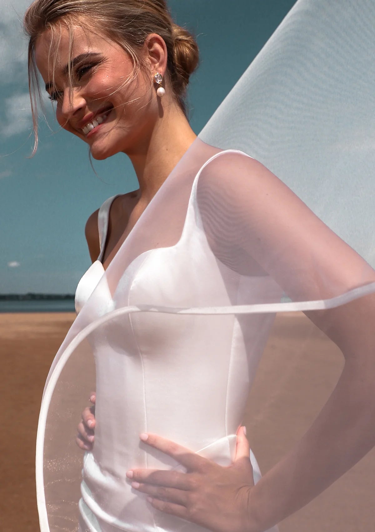 Lola Knight - James - Classic Satin Trim Single Tier Wedding Veil - Ivory