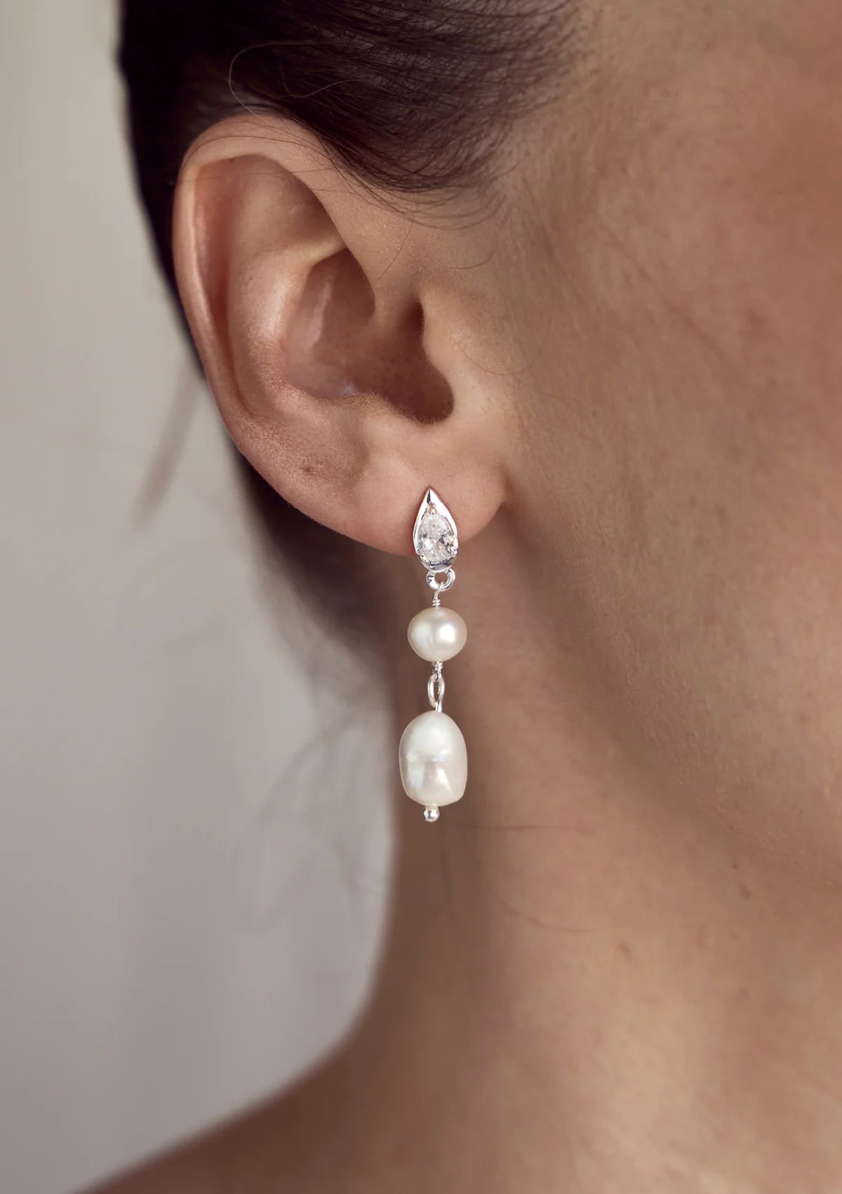 Buy Lola Knight - Lulu - Pearl & Crystal Drop Earrings - Silver online | The White Collection Australia