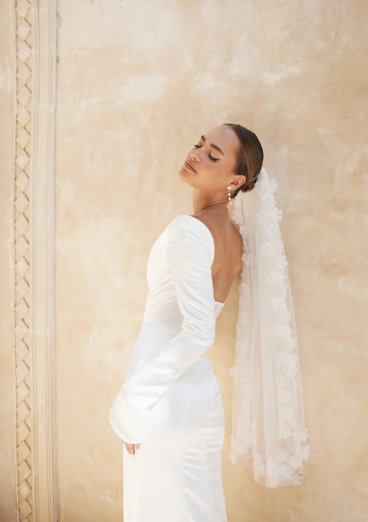 Lola Knight - Marigold - Ivory Flower Wedding Veil