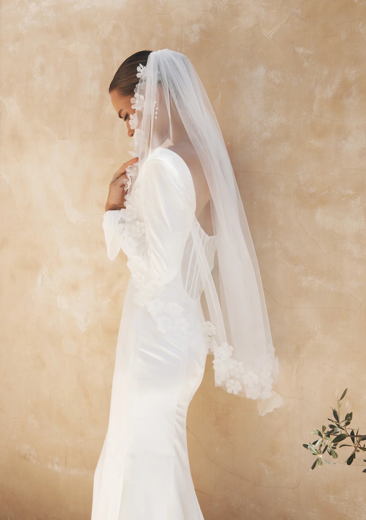 Lola Knight - Marigold - Ivory Flower Wedding Veil