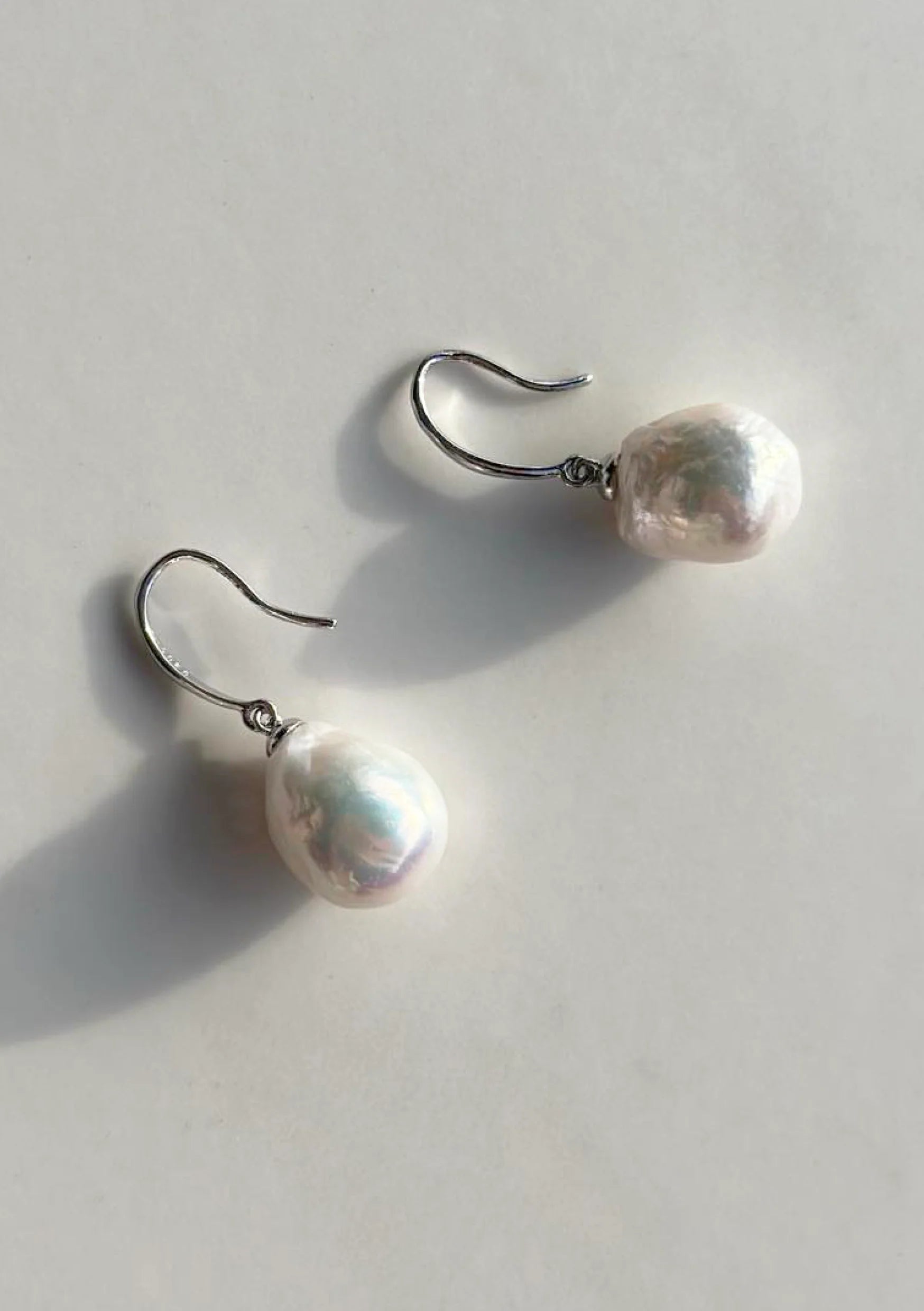 Lola Knight - Mia - Pearl Drop Bridal Earrings - Silver