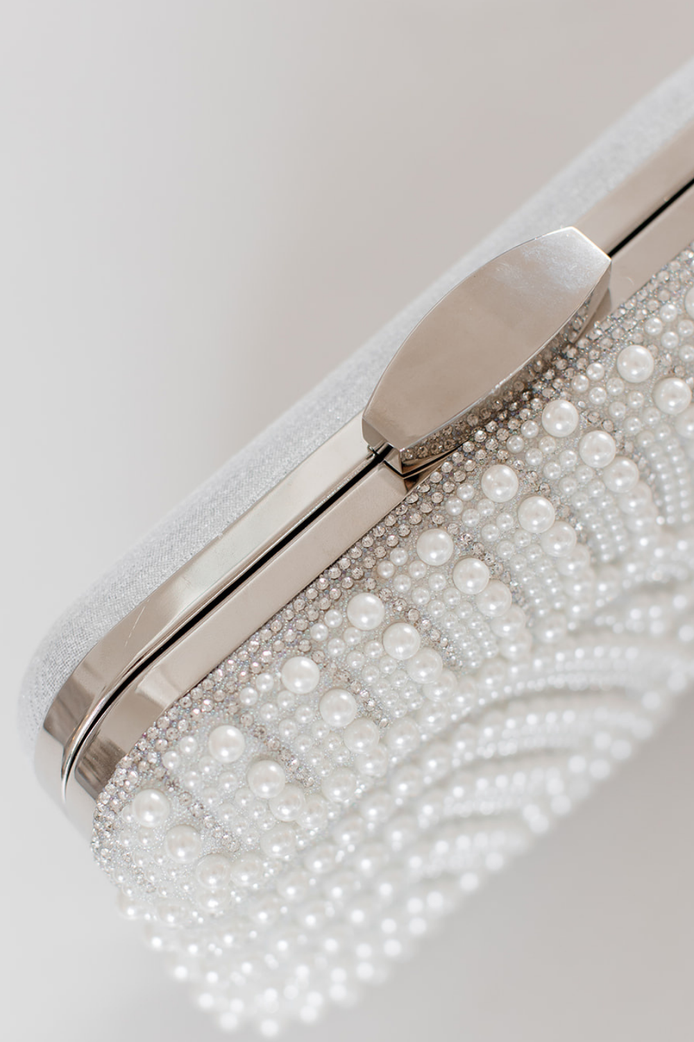 Buy Sirena - Wave Pearl Box Clutch - Silver online | The White Collection Australia
