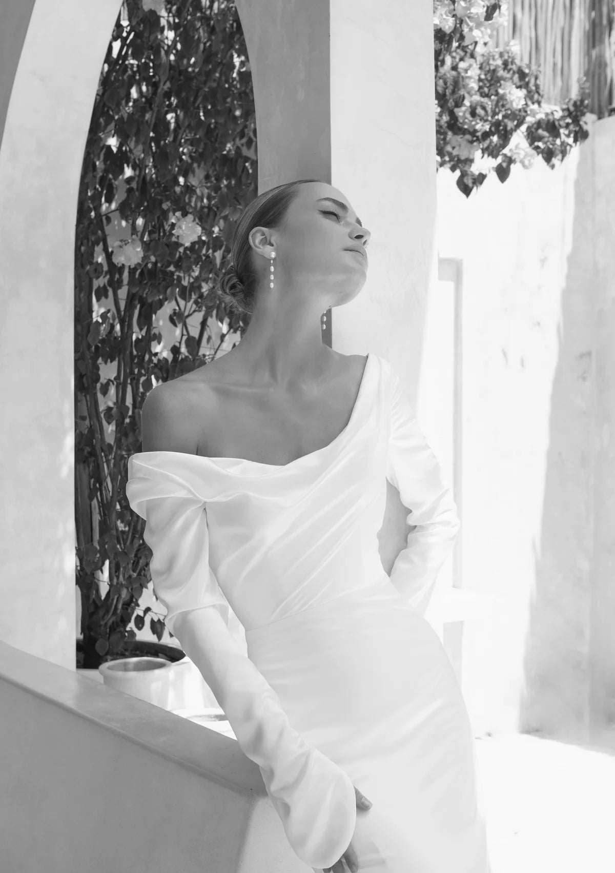 Buy Lola Knight - Summer - Pearl Drop Bridal Earrings - Silver online | The White Collection Australia