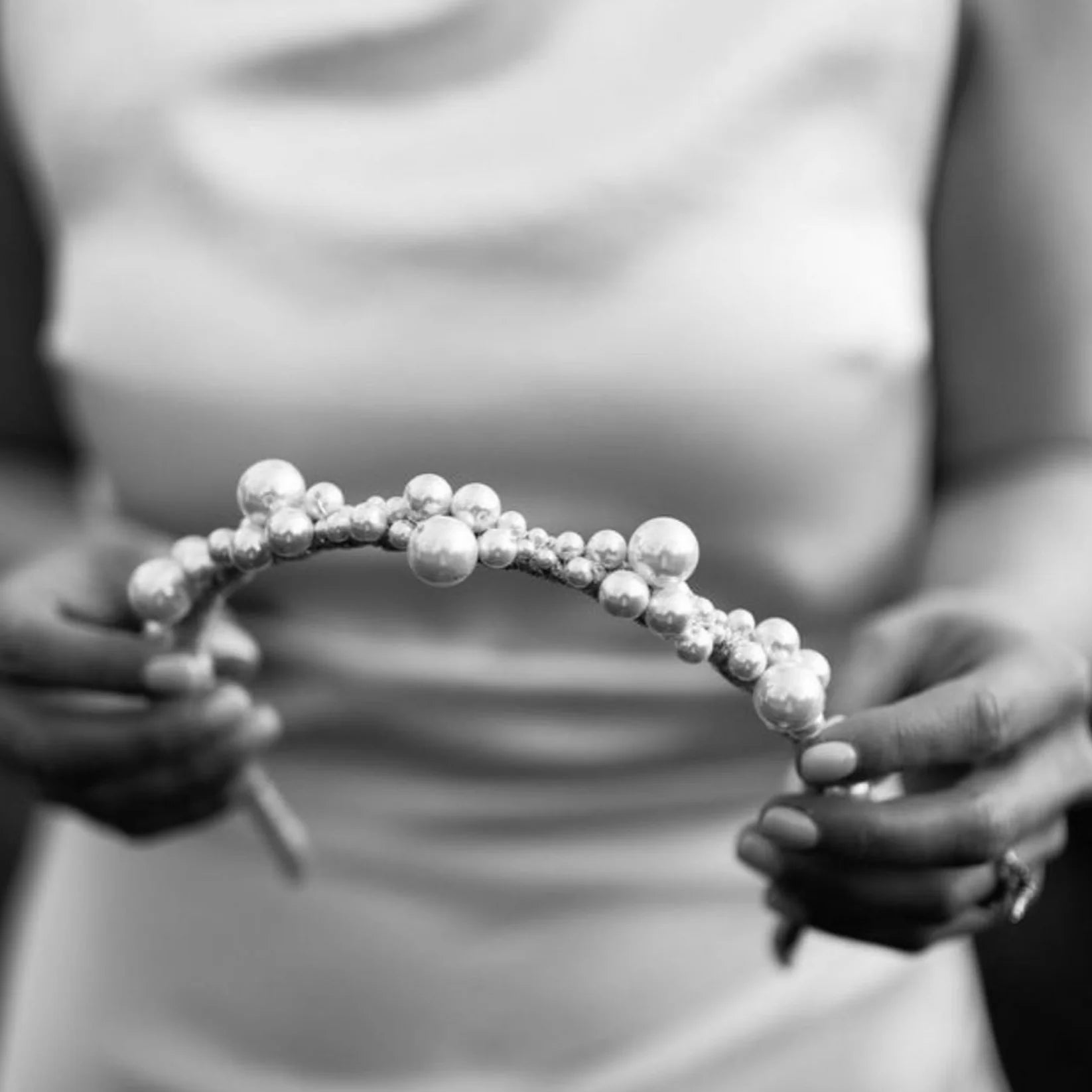 Buy A'el Este - Charlotte - Bridal Pearl Headband - Rose Gold online | The White Collection Australia