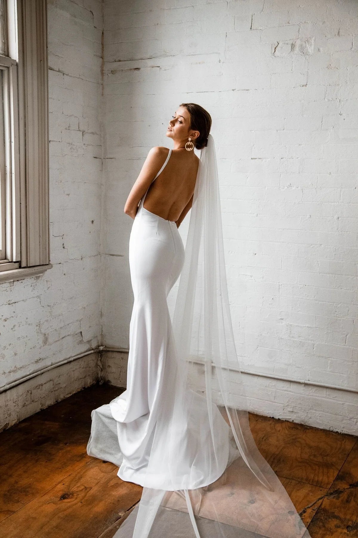 Lola Knight - Penelope - Classic Single Tier Wedding Veil - Ivory