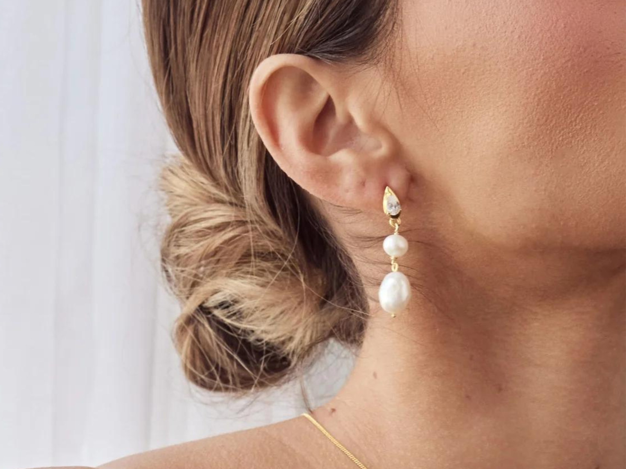 Buy Lola Knight - Lulu - Pearl & Crystal Drop Earrings - 18CT Gold online | The White Collection Australia