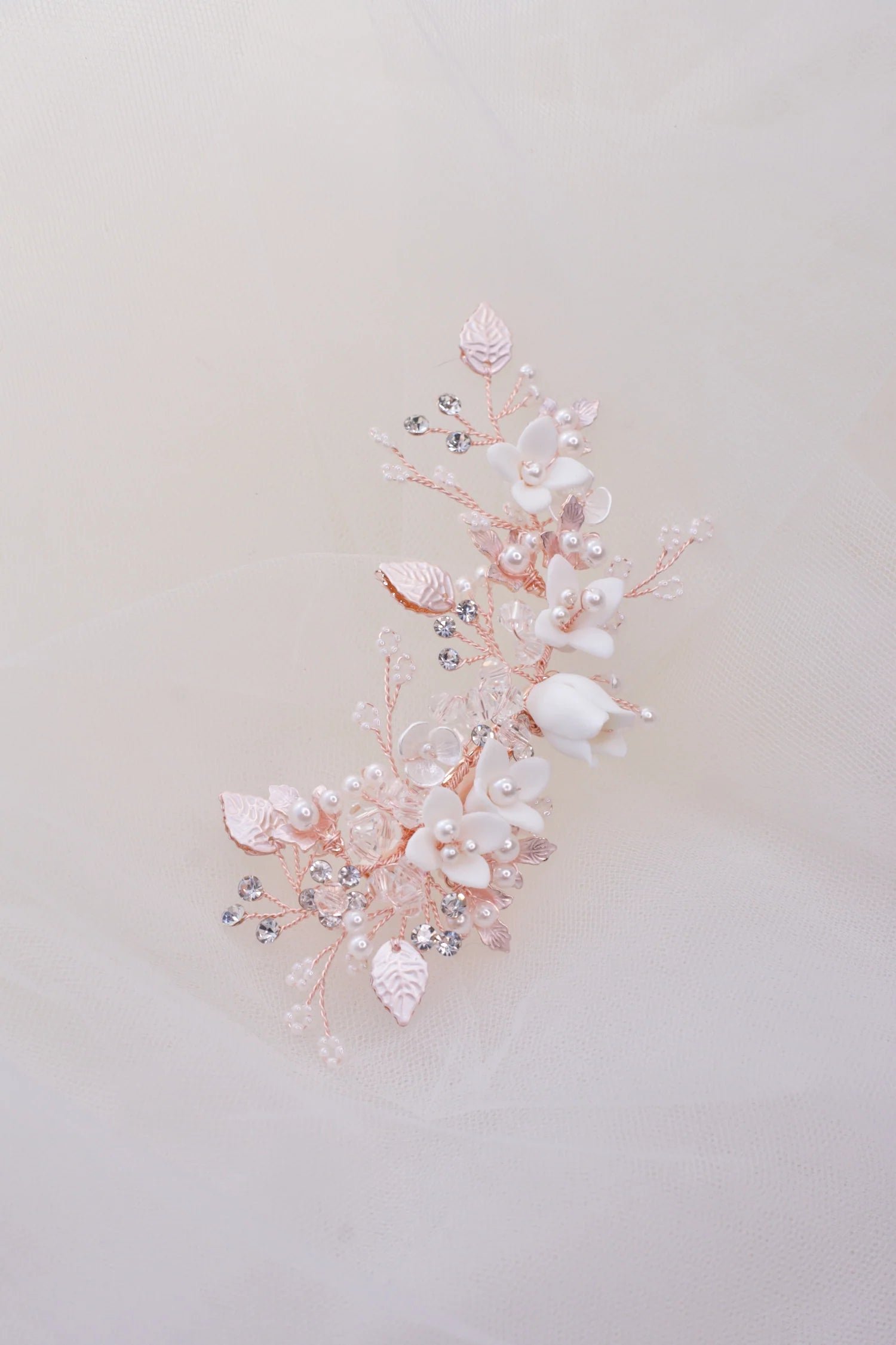 Harper - Porcelain Flower Pearl Bridal Hair Clip