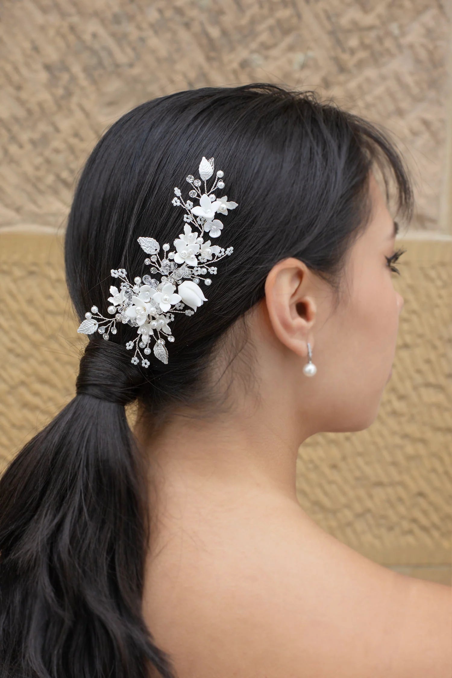 Harper - Porcelain Flower Pearl Bridal Hair Clip